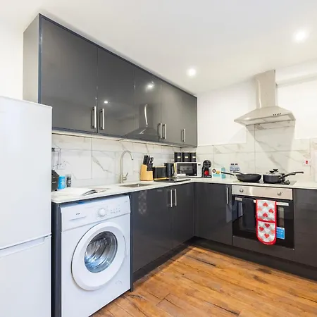 Block Of Apartments In Croydon ,Long Stays , Weekly & Monthly Offers , Contractors , Relocations , Leisure & Family Stays Esterno foto
