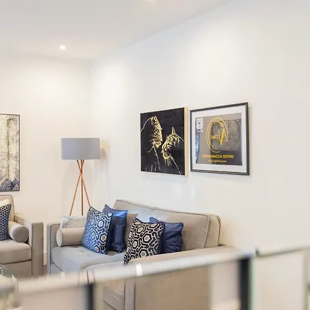 Block Of Apartments In Croydon ,Long Stays , Weekly & Monthly Offers , Contractors , Relocations , Leisure & Family Stays Esterno foto