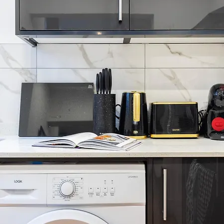 Block Of Apartments In Croydon ,Long Stays , Weekly & Monthly Offers , Contractors , Relocations , Leisure & Family Stays Esterno foto