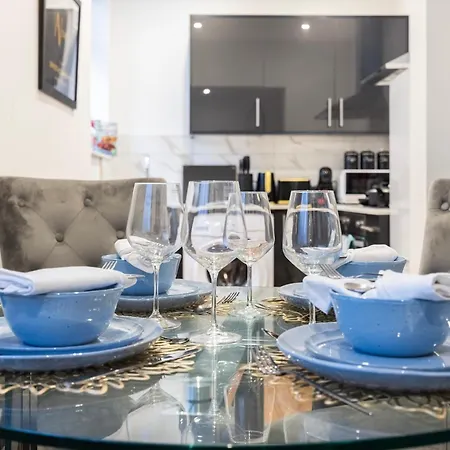 Block Of Apartments In Croydon ,Long Stays , Weekly & Monthly Offers , Contractors , Relocations , Leisure & Family Stays Esterno foto