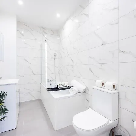 Block Of Apartments In Croydon ,Long Stays , Weekly & Monthly Offers , Contractors , Relocations , Leisure & Family Stays Esterno foto