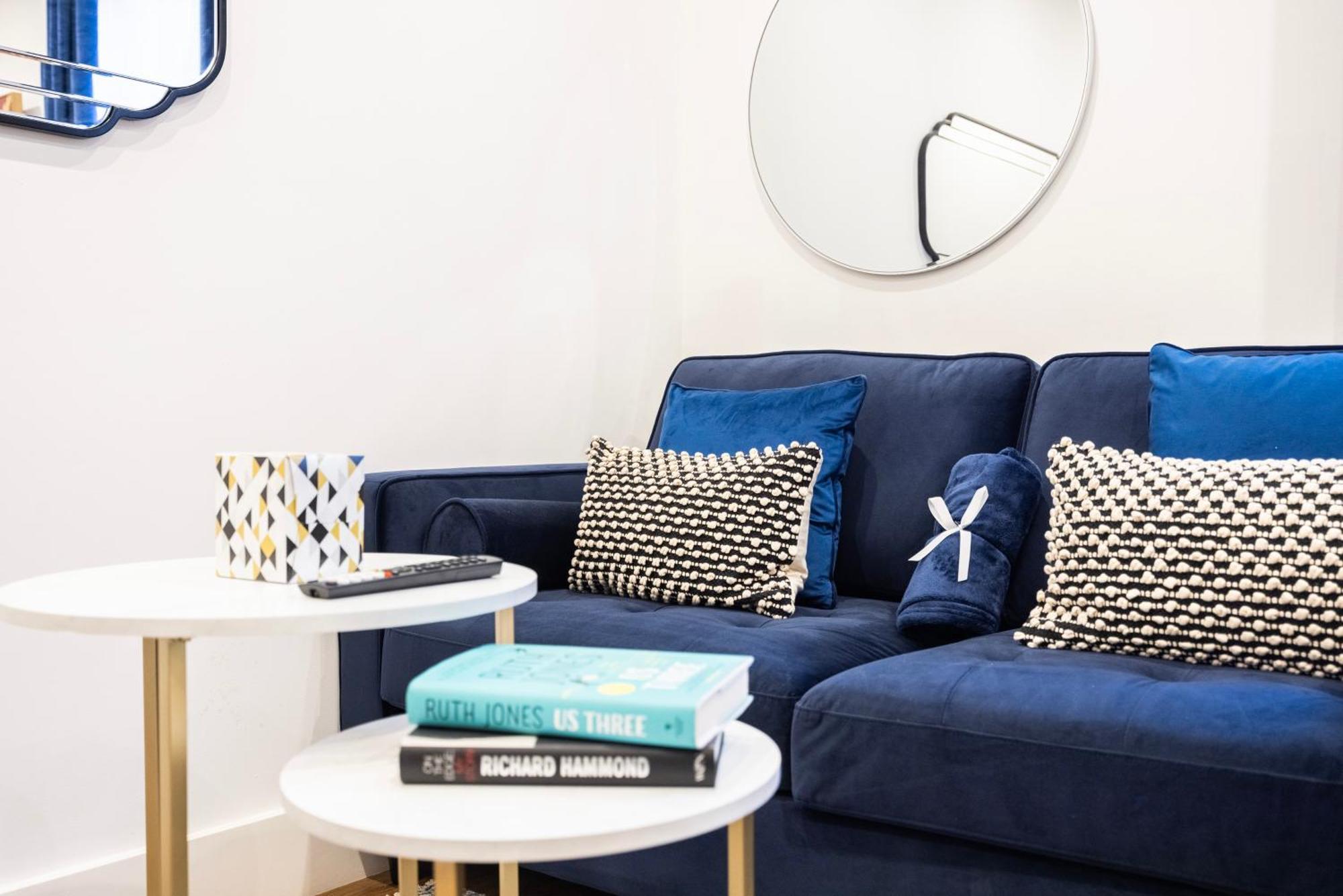 Appartamento Block Of In ,long , Weekly & Monthly Offers , Contractors , Relocations , Leisure & Family