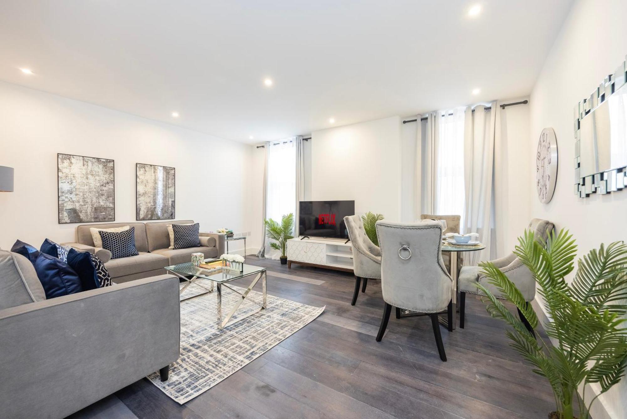 Block Of In ,long , Weekly & Monthly Offers , Contractors , Relocations , Leisure & Family *