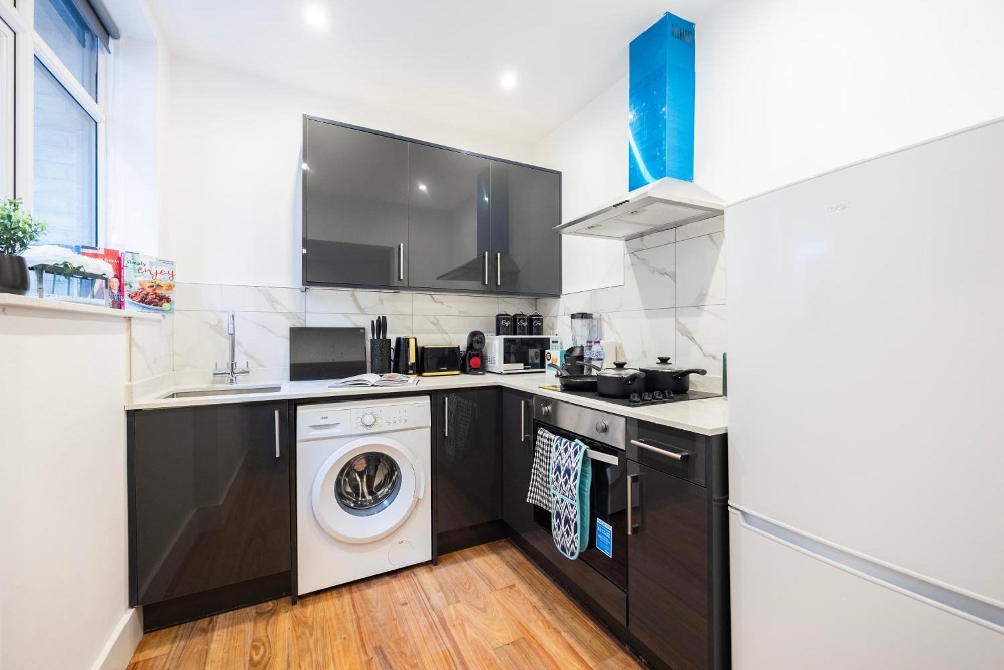 Block Of In ,long , Weekly & Monthly Offers , Contractors , Relocations , Leisure & Family Appartamento Croydon
