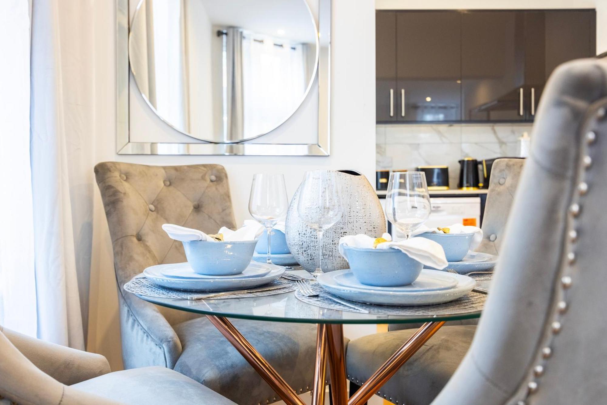 Appartamento Block Of In ,long , Weekly & Monthly Offers , Contractors , Relocations , Leisure & Family