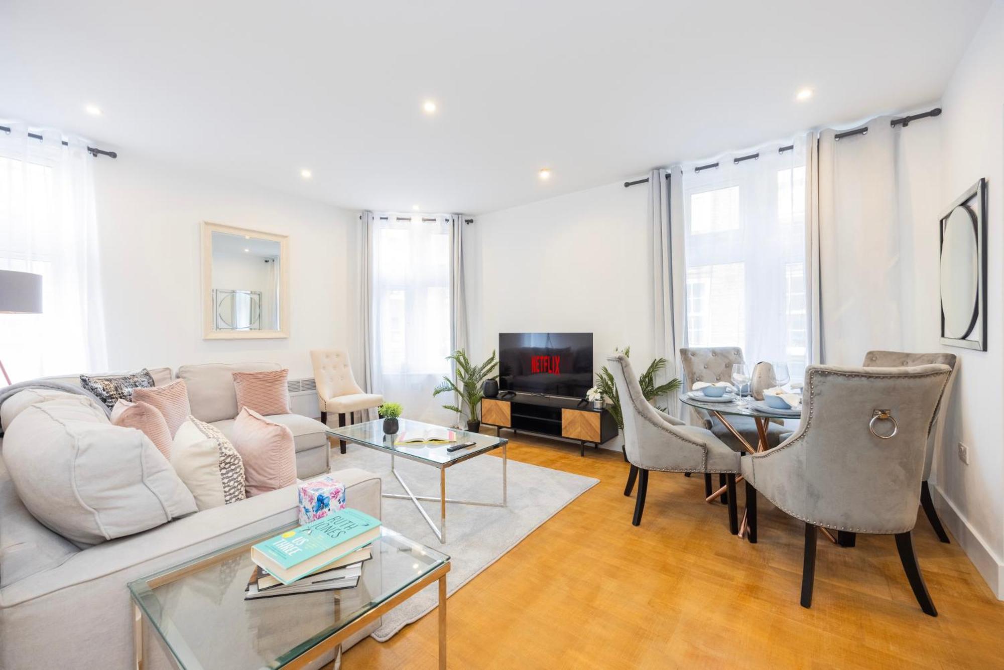 Apartment Block Of In ,long , Weekly & Monthly Offers , Contractors , Relocations , Leisure & Family