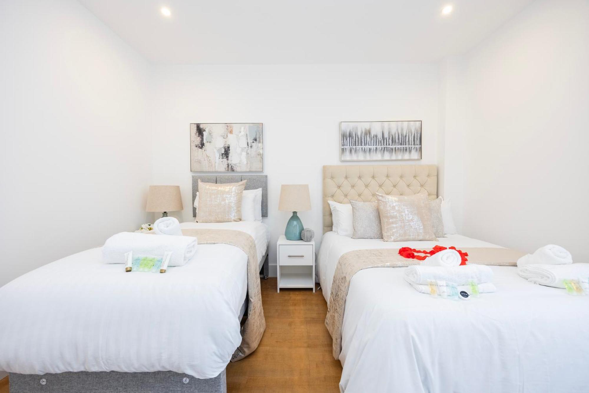 Apartment Block Of In ,long , Weekly & Monthly Offers , Contractors , Relocations , Leisure & Family Croydon